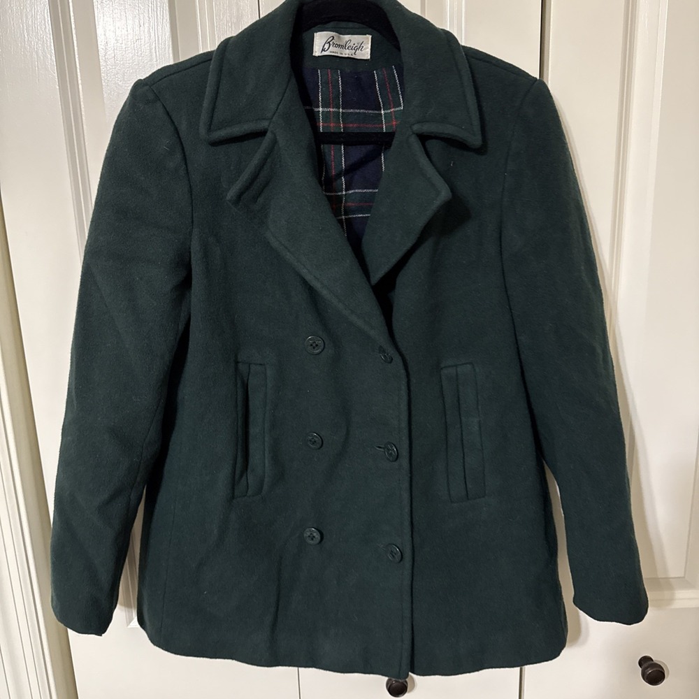 Women's Vintage Bromleigh Dark Green Wool Pea‎ Coat W Tartan Lining. Fits Like M
